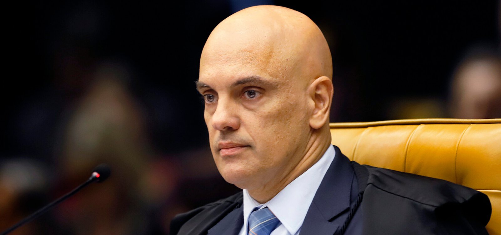 Moraes determina novo prazo para defesa de Eduardo Bolsonaro