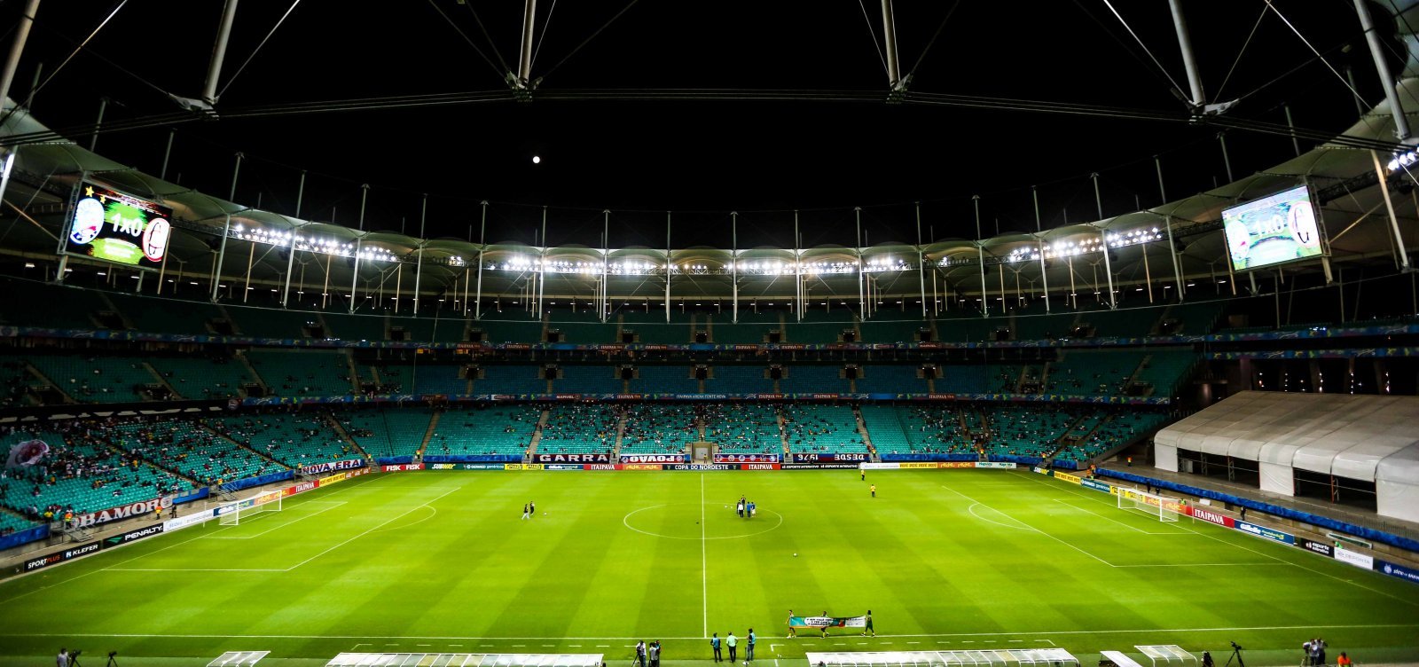 Bahia x Grêmio marca estreia do novo gramado da Arena Fonte Nova neste domingo