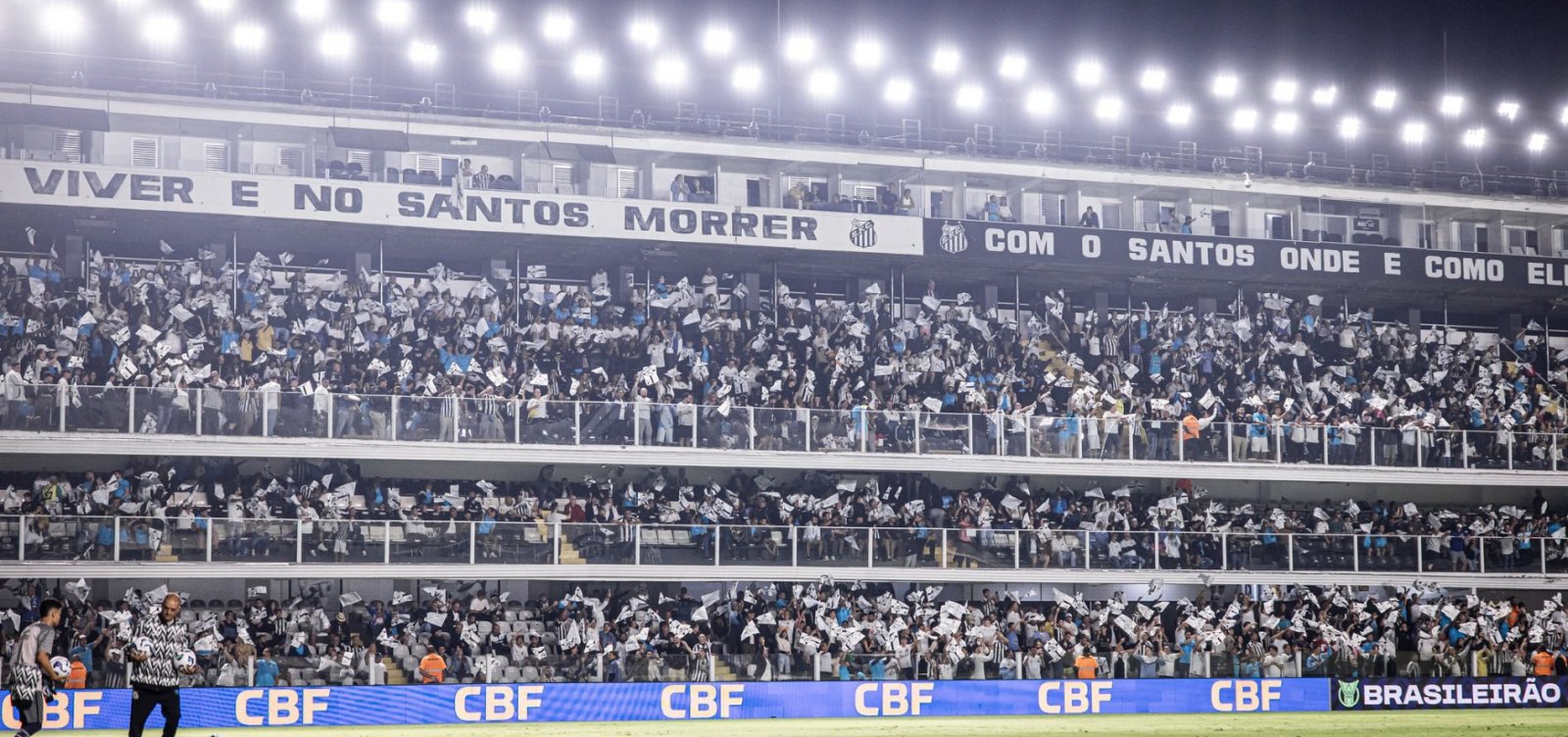 Santos x Vitória: onde assistir, prováveis escalações e arbitragem