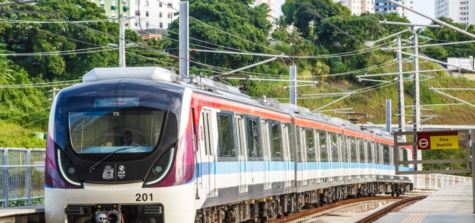 Bahia anuncia 10 novos trens para o metrô de Salvador com investimento de R$ 616 milhões