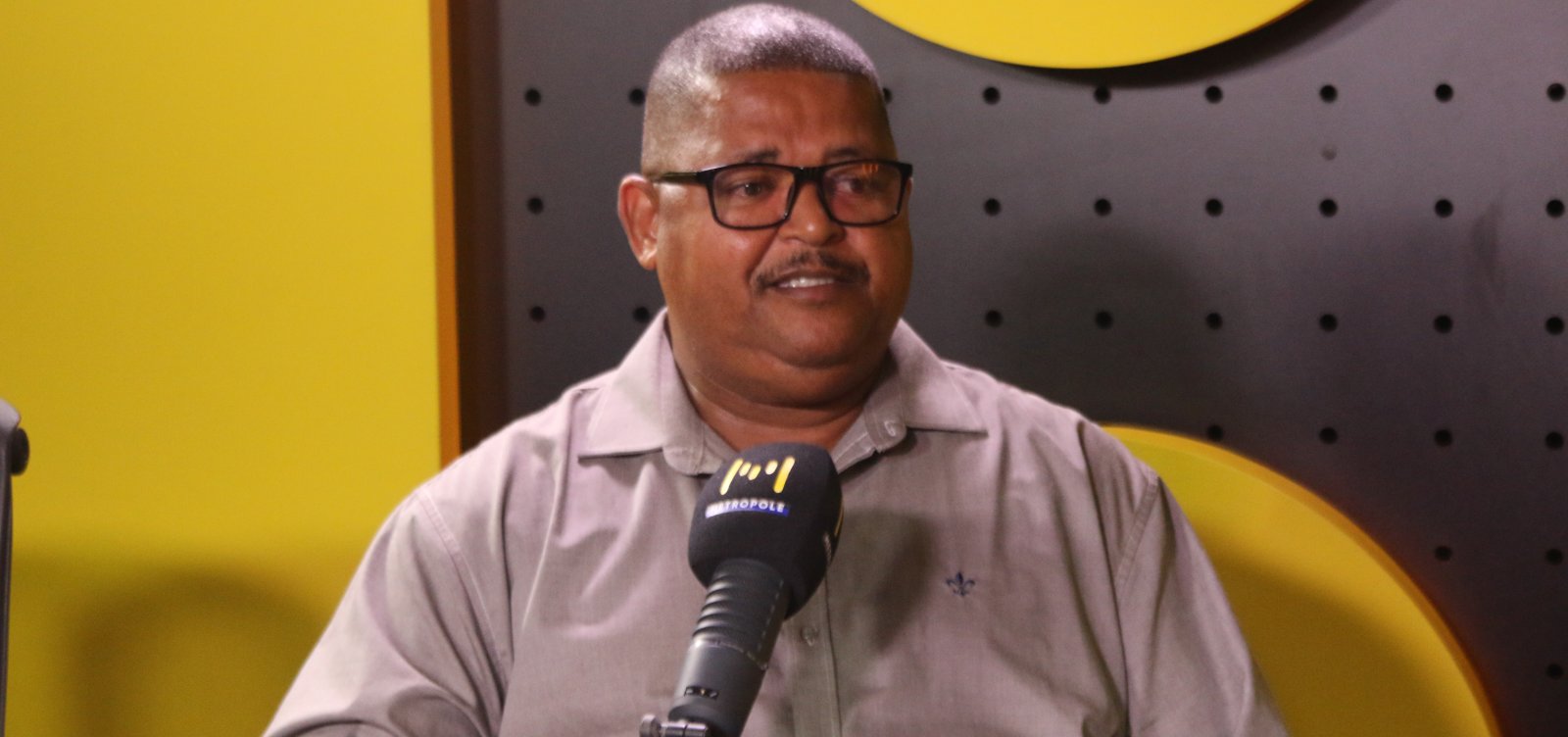 Aplicativos de estacionamento prejudicam guardadores de Salvador, diz presidente do sindicato