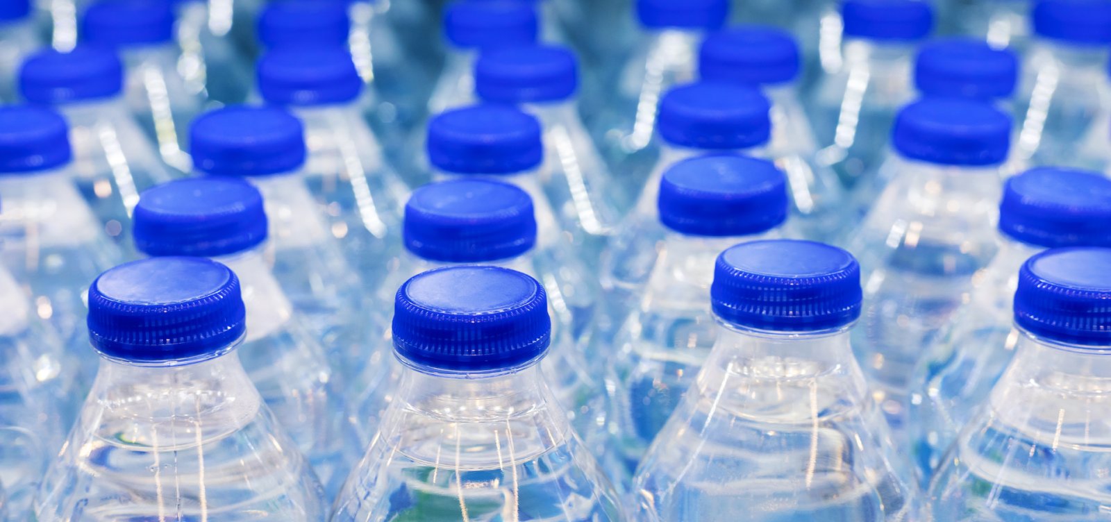 Pesquisadores identificam substância potencialmente cancerígena em bebidas comuns