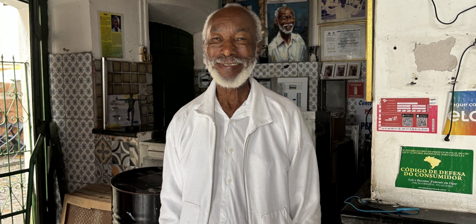 Banhada em política, poesia e cachaça, Cantina da Lua celebra 80 anos com reforma que respeita memória e identidade popular