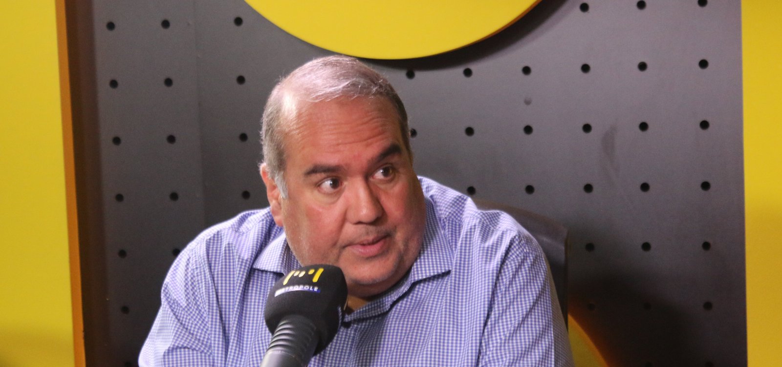 Deputado Sandro Regis avalia impacto de ex-prefeitos nas eleições de 2026: “A turma que está vindo aí, não está para brincadeira”