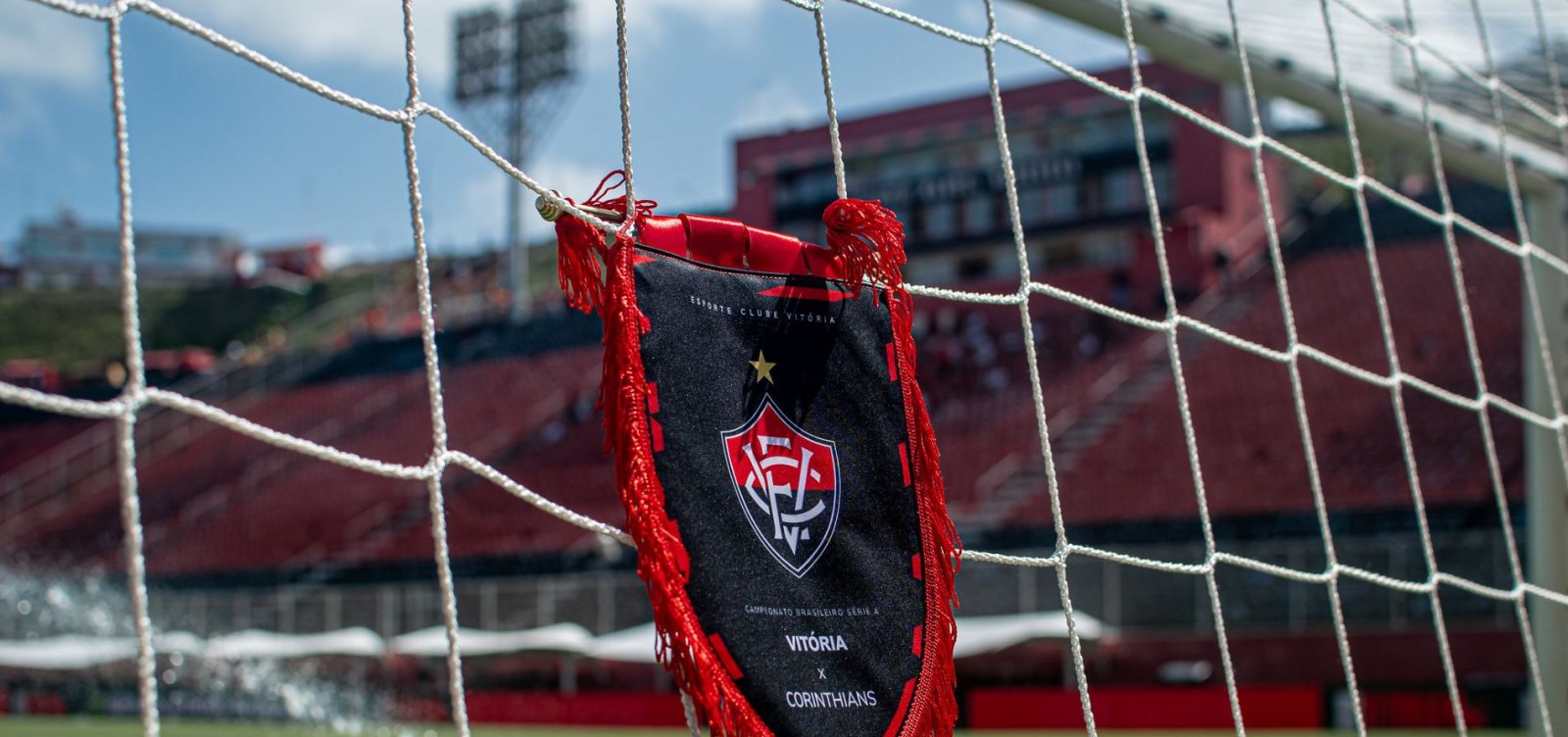 Vitória x Corinthians: onde assistir, prováveis escalações e arbitragem