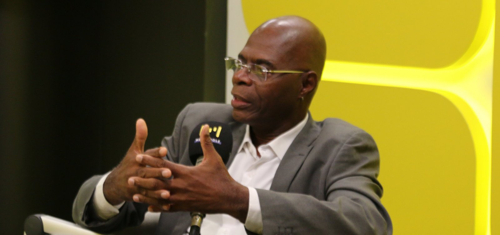 Vereador Hamilton Assis critica exclusão social em Salvador: "Eu chamaria de estética do absurdo"