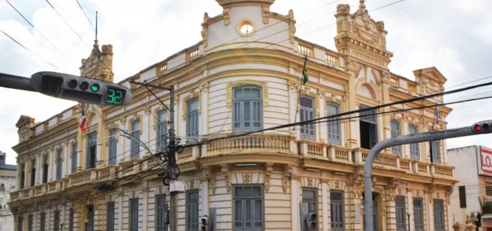 Secretário de Feira de Santana pede demissão após polêmica sobre lista de pessoas com HIV