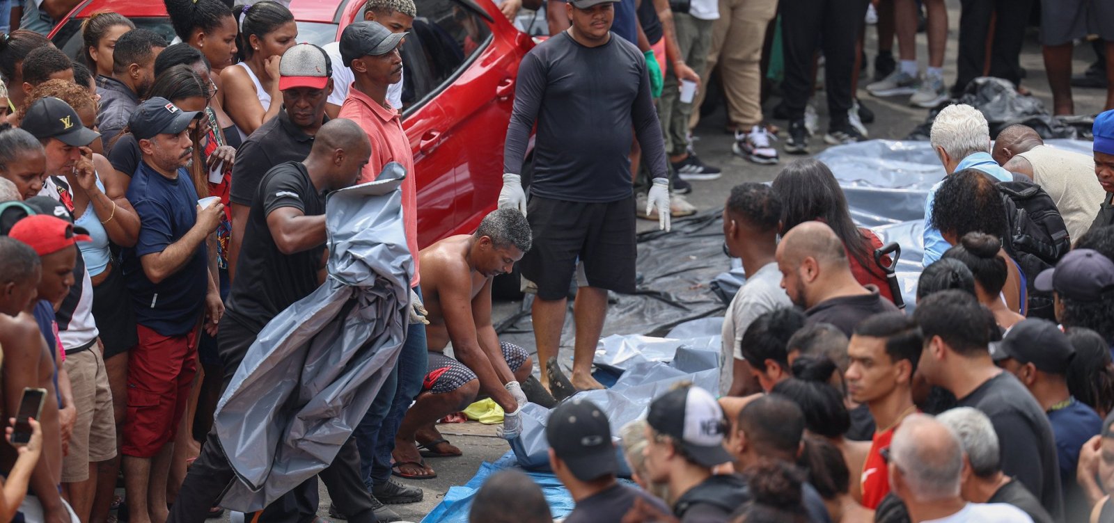 Defensoria do Rio pede ao STF autorização para fazer perícias paralelas em mortos da operação