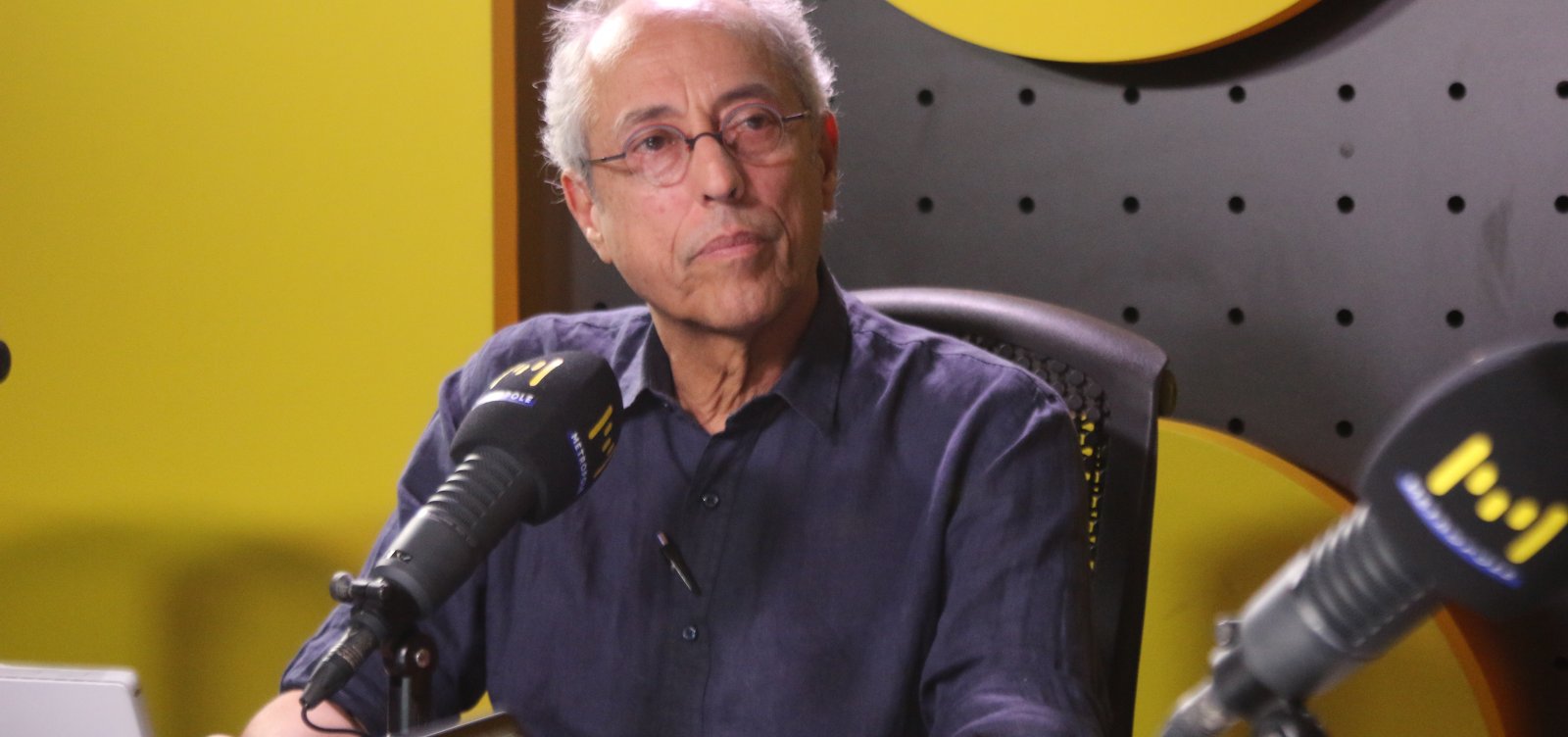 “A máfia dos combustíveis é o que financia o narcotráfico no Rio de Janeiro”, comenta Bob Fernandes