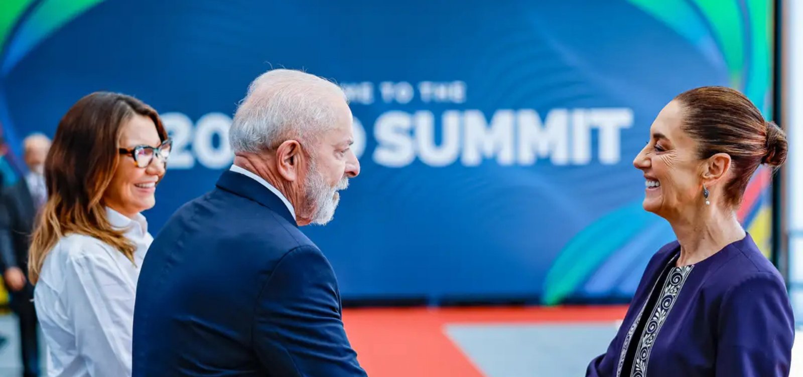 Presidenta do México busca apoio de Lula para ampliar produção de etanol