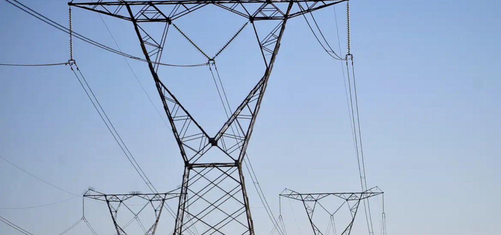 Aneel mantém bandeira vermelha patamar 1 para novembro