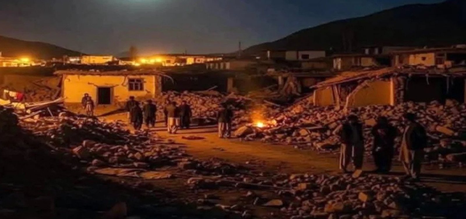 Terremoto deixa ao menos 20 mortos e 320 feridos no Afeganistão