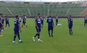 Bahia encerra preparação e anuncia relacionados para enfrentar o Joinville