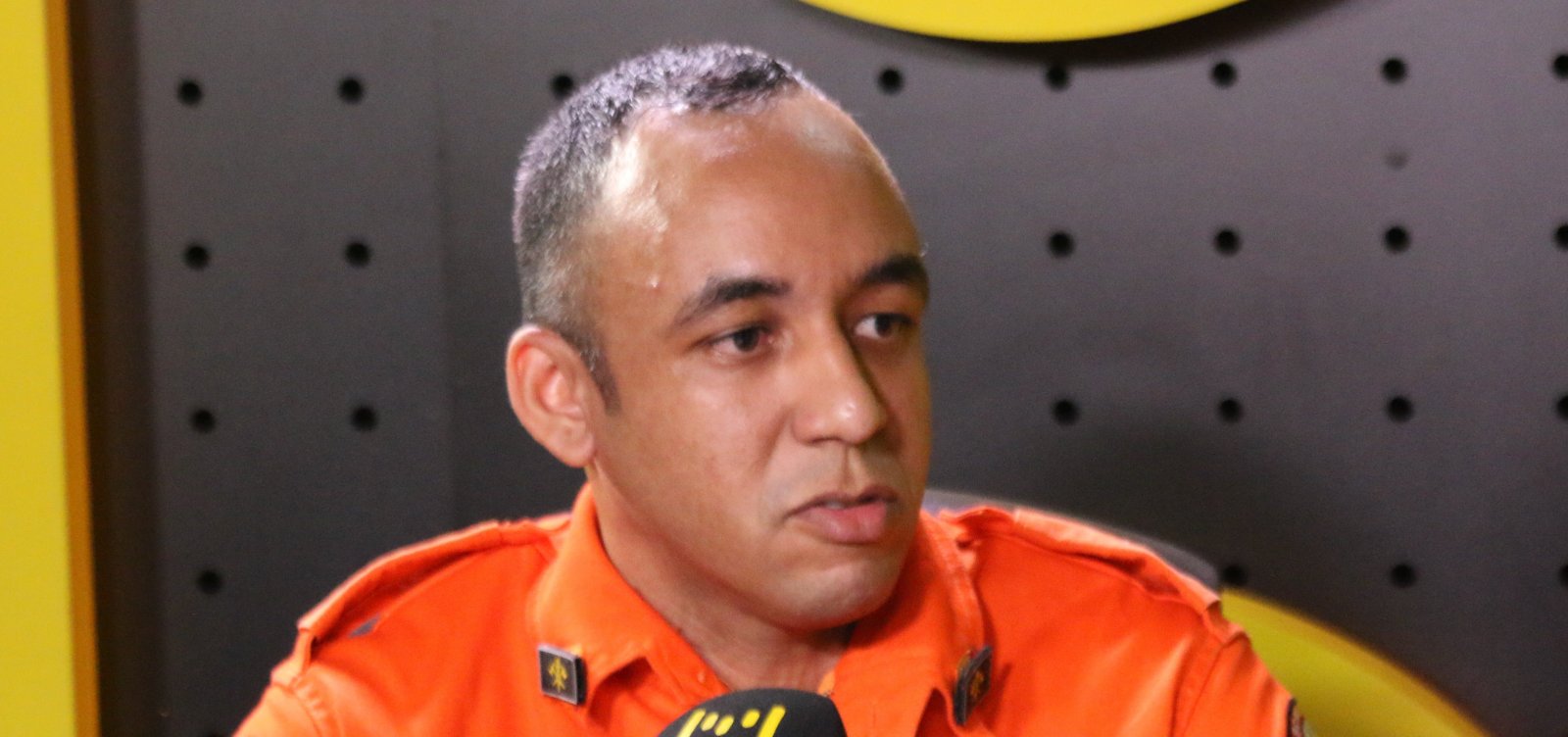 Tenente do Corpo de Bombeiros alerta para baixo número de imóveis regularizados contra incêndios na Bahia