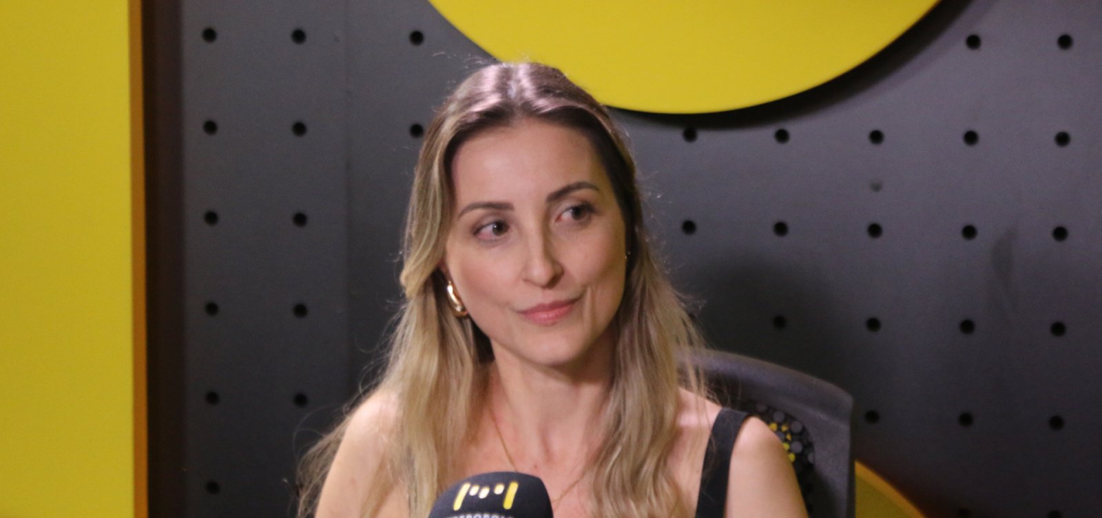 Nutricionista alerta que uso de leite desnatado é menos recomendado que integral para intolerantes à lactose