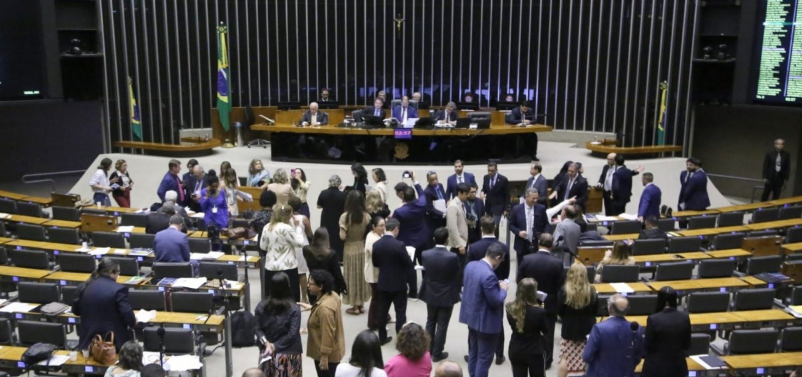 Entidades acionam ONU contra projeto da Câmara que limita acesso ao aborto legal em crianças e adolescentes