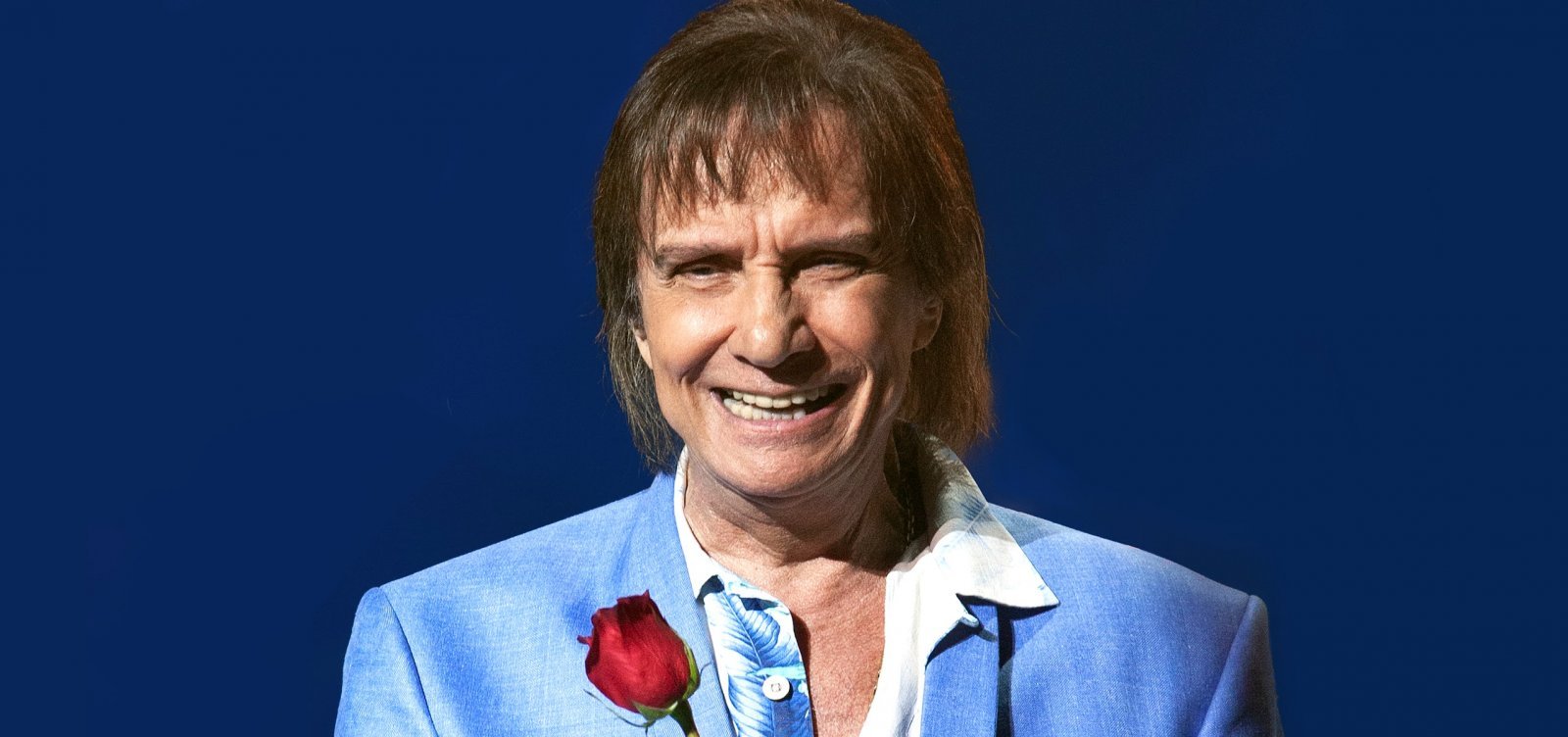 Bruno Reis anuncia Roberto Carlos como atração do fim de ano em Salvador