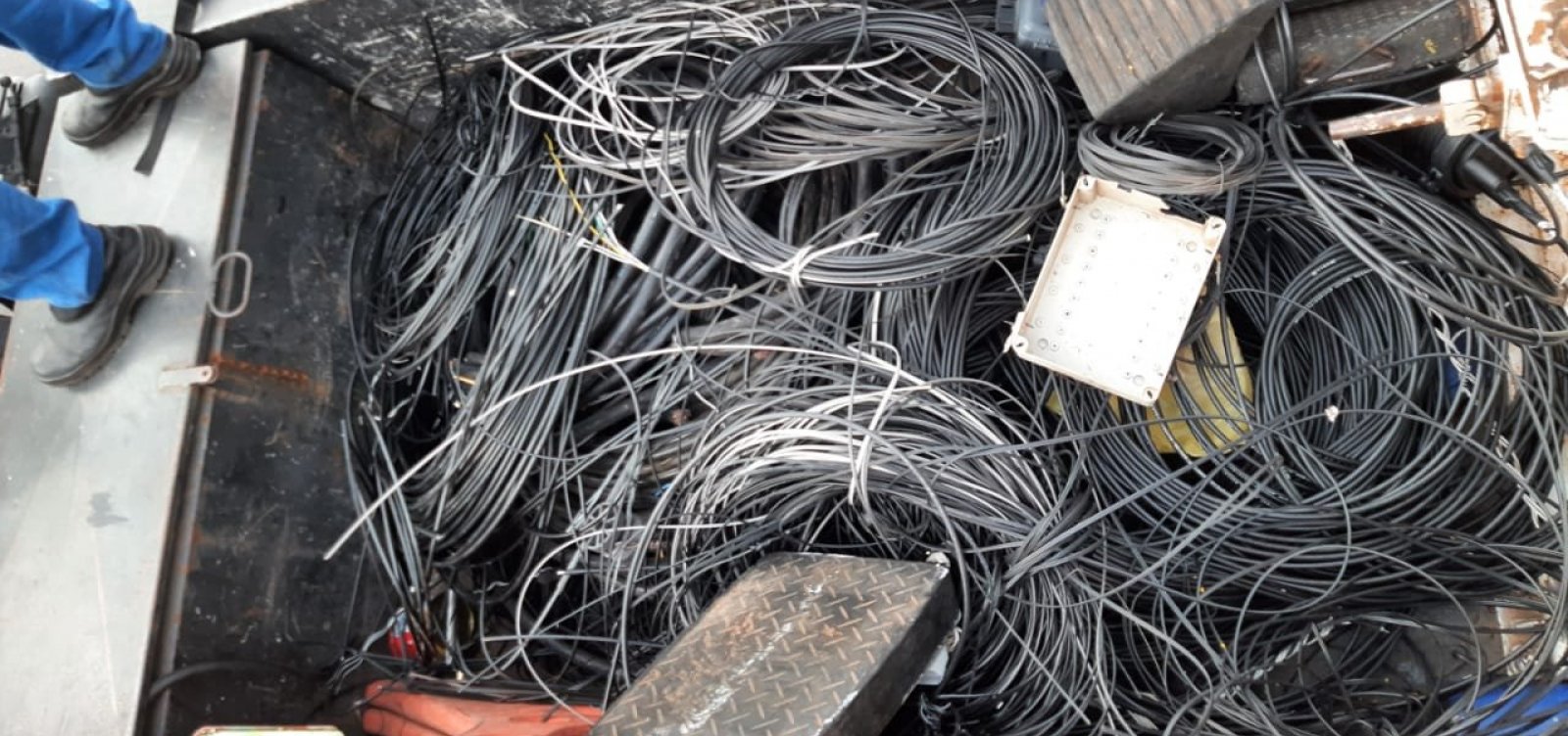 Furtos de cabos sobem 40% e geram prejuízo de R$ 3,6 mi em Salvador; saiba quais os bairros mais afetados