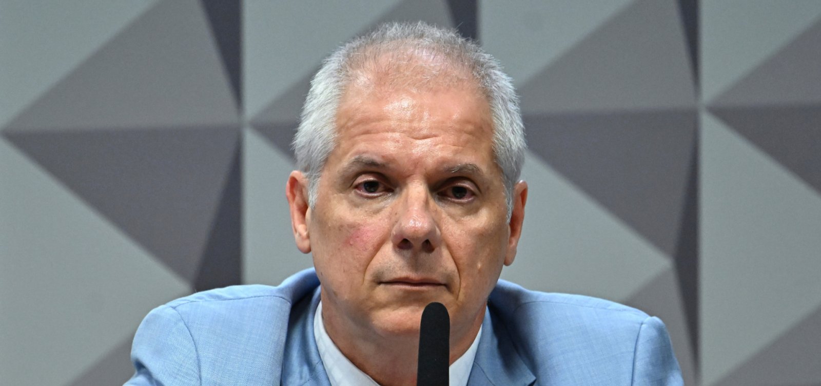 Ex-presidente do INSS recebia propina de R$ 250 mil de entidade investigada