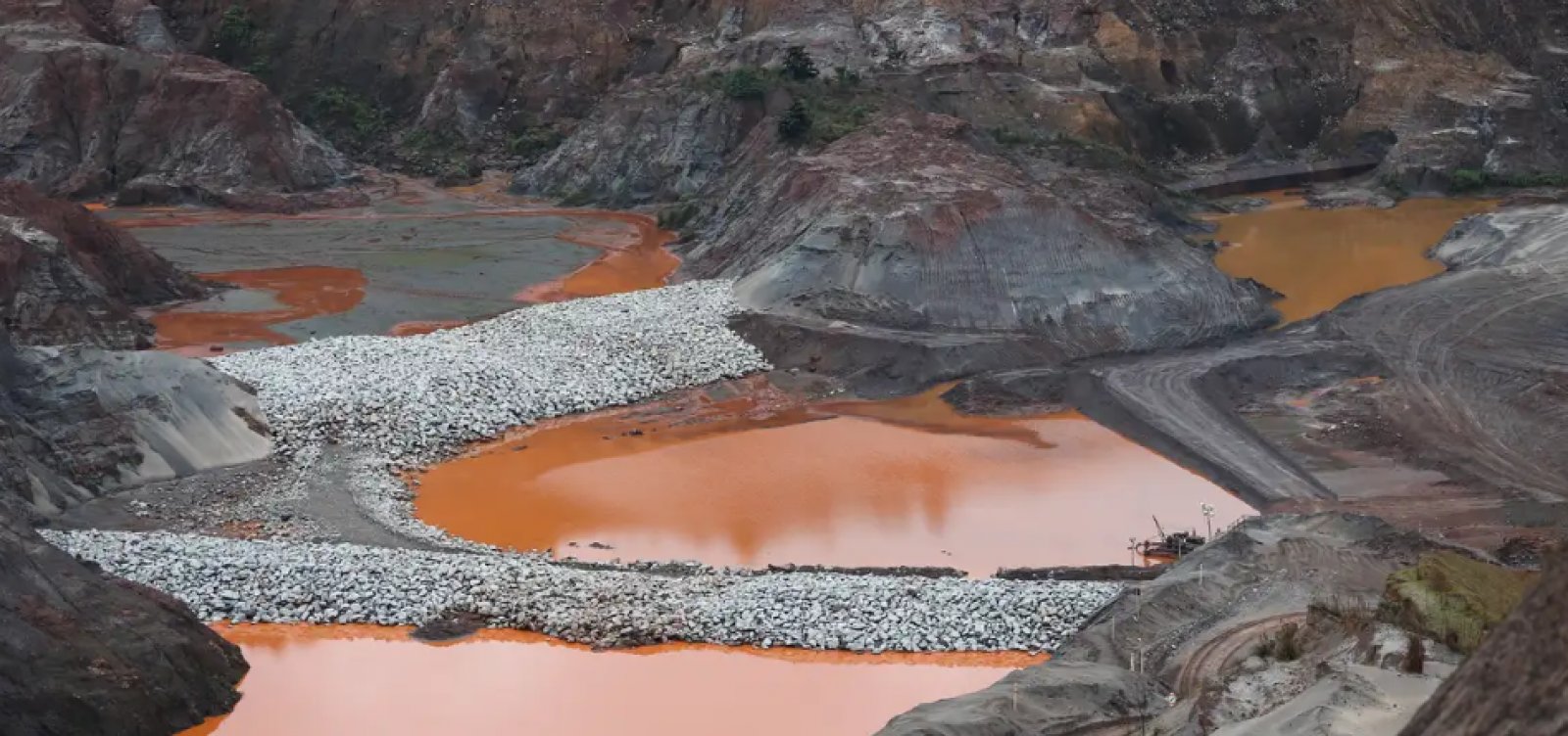 Justiça inglesa condena mineradora BHP por desastre em Mariana
