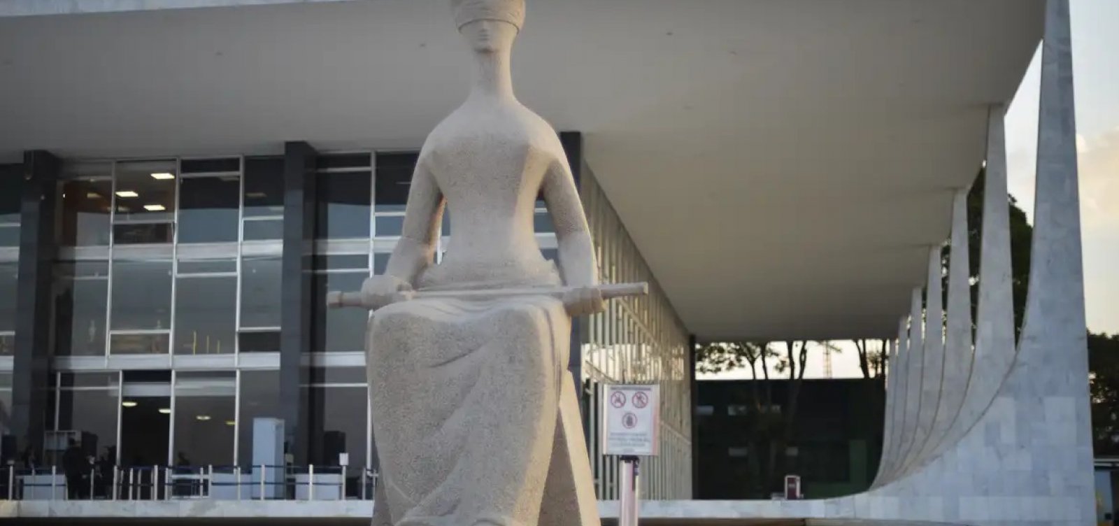 STF encerra nesta sexta-feira sessão que manteve condenação de Bolsonaro e aliados