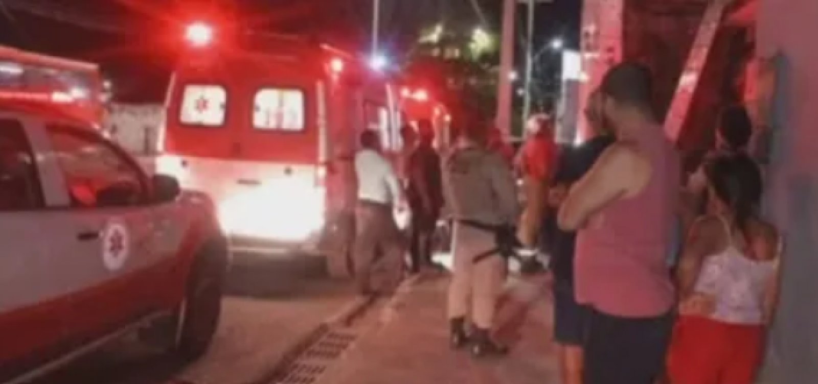 Idoso morre após desabamento de escada em Salvador