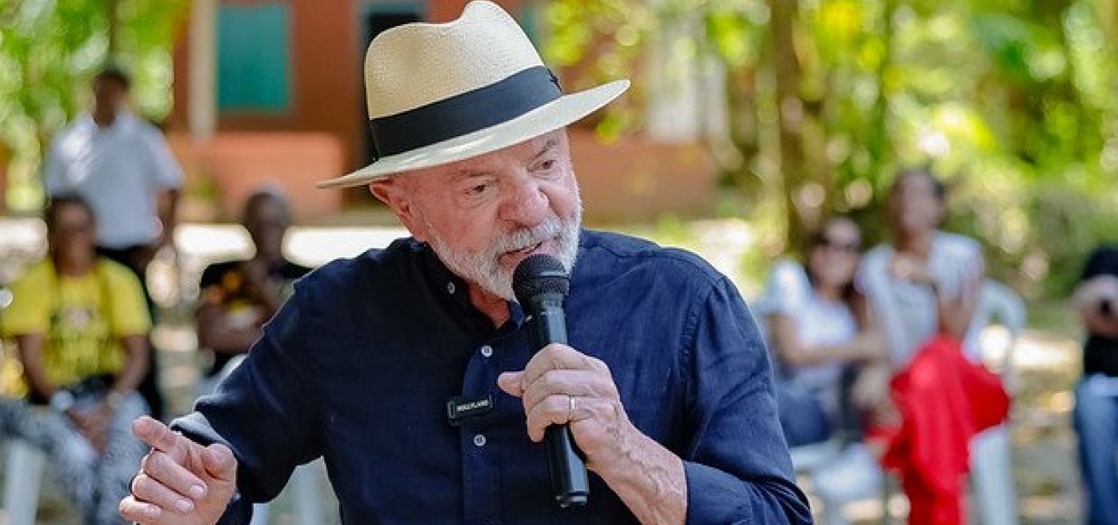 Lula sanciona lei que proíbe uso de linguagem neutra no setor público