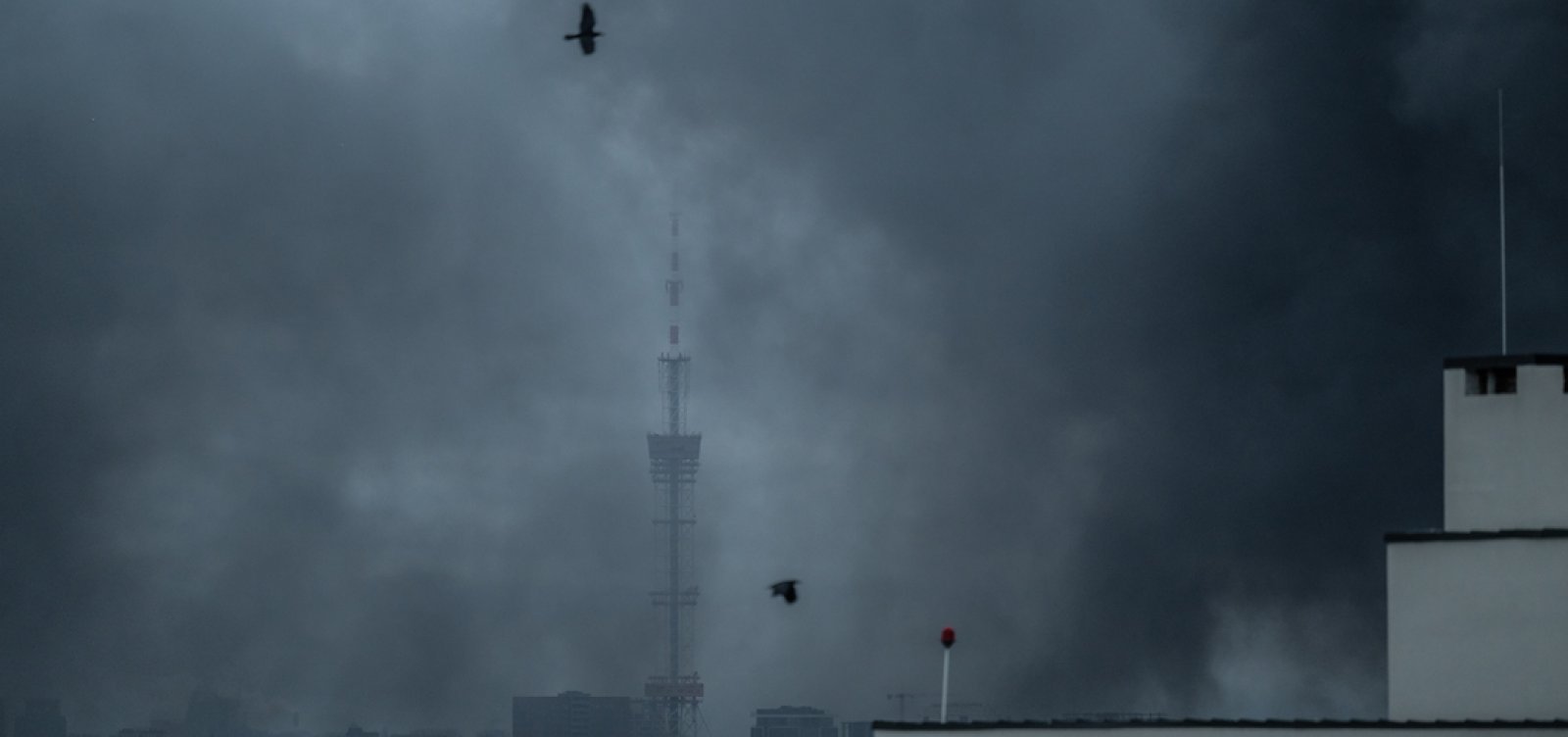 Rússia lança mega-ataque que deixa 25 mortos na Ucrânia