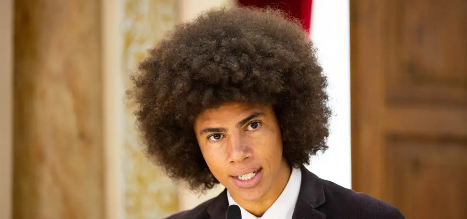 Deputado do PR é flagrado em briga de rua e diz ter sofrido racismo