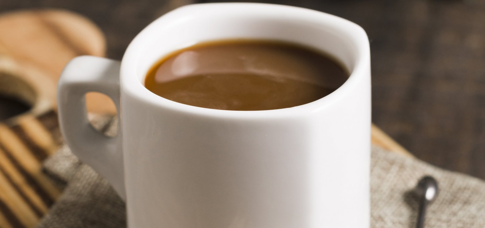 Após Trump remover tarifas sobre Brasil, preços globais do café despencam