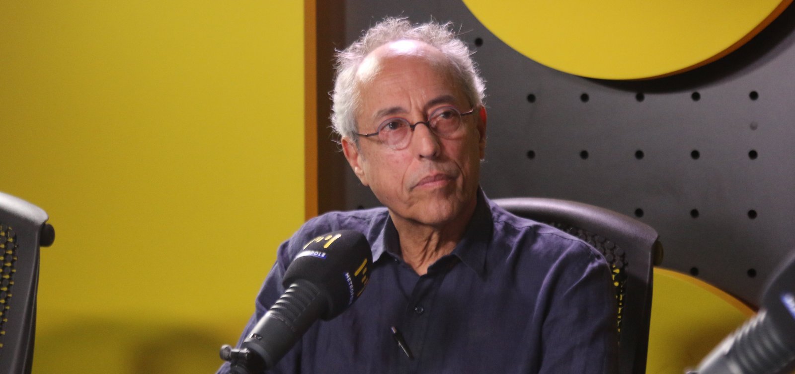 “Isso chega no topo da política” diz Bob Fernandes sobre projeto de líderes na Câmara