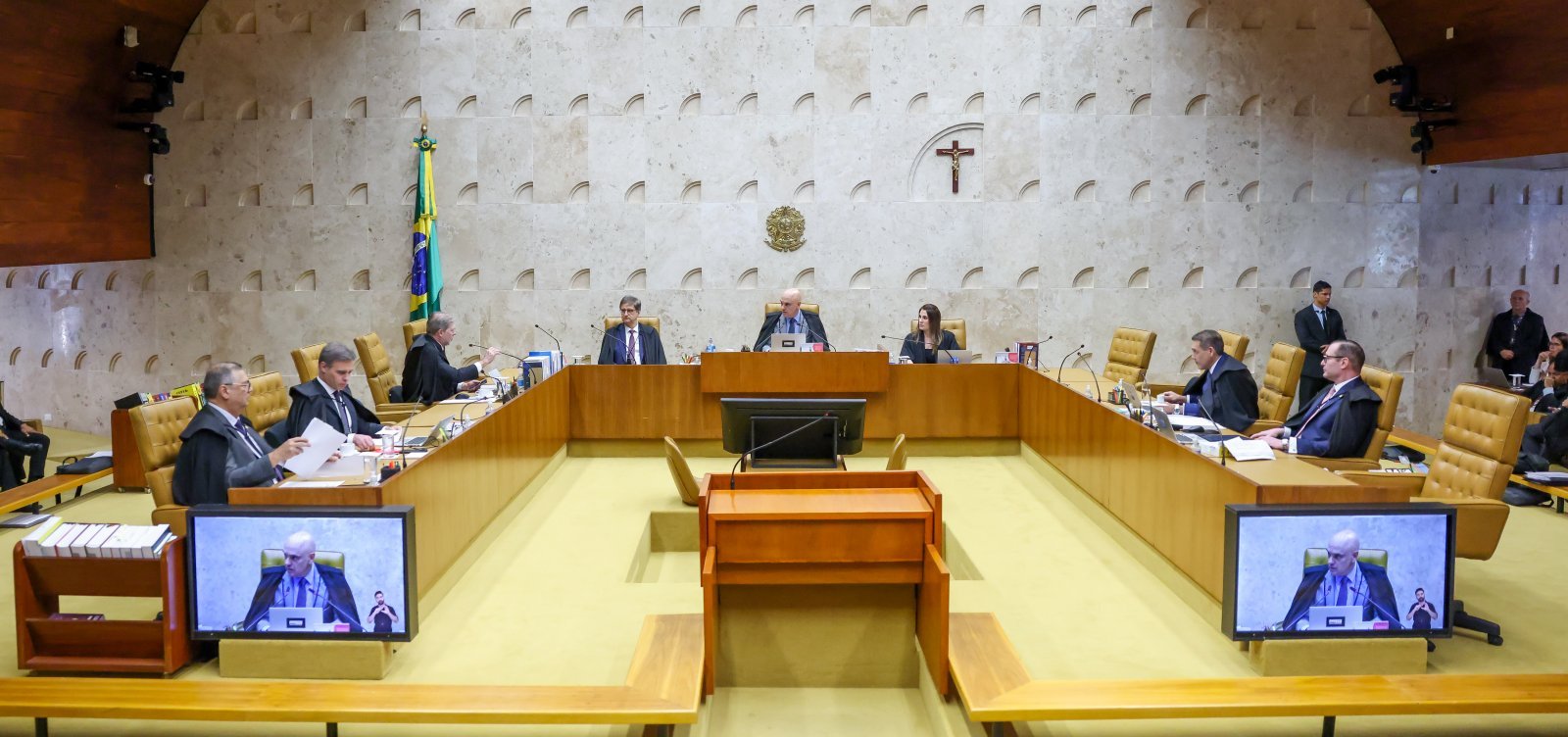 Por unanimidade, STF mantém prisão preventiva de Bolsonaro