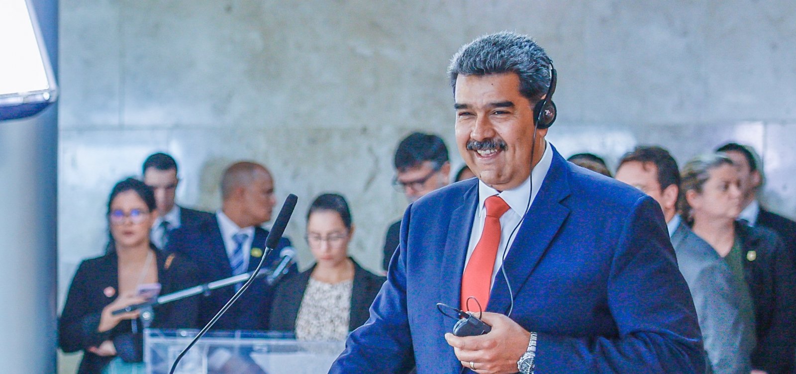 EUA preveem incluir governo Maduro na lista de grupos terroristas nesta segunda