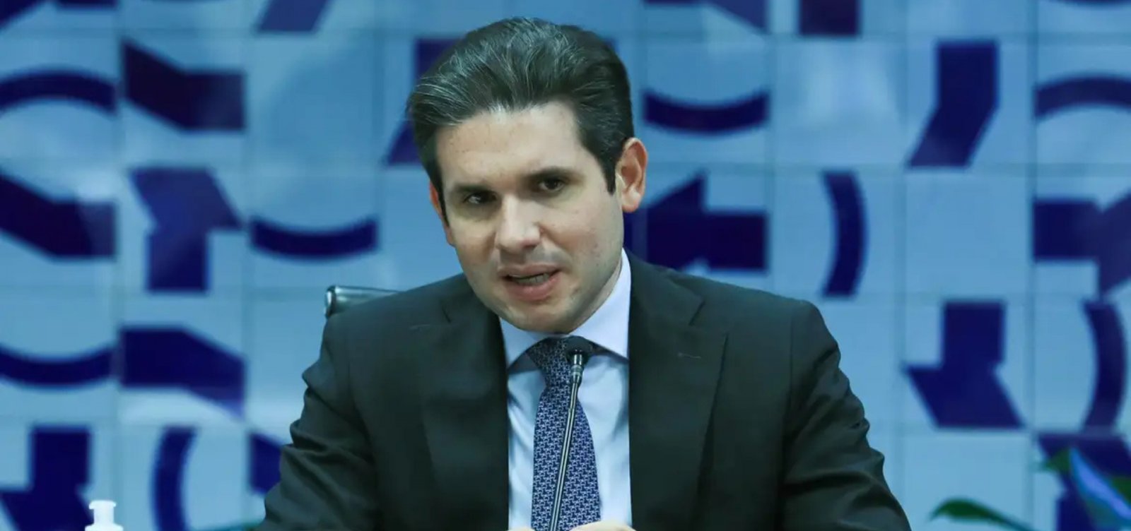 Hugo Motta rompe com Lindbergh Farias e amplia crise entre Câmara e governo Lula