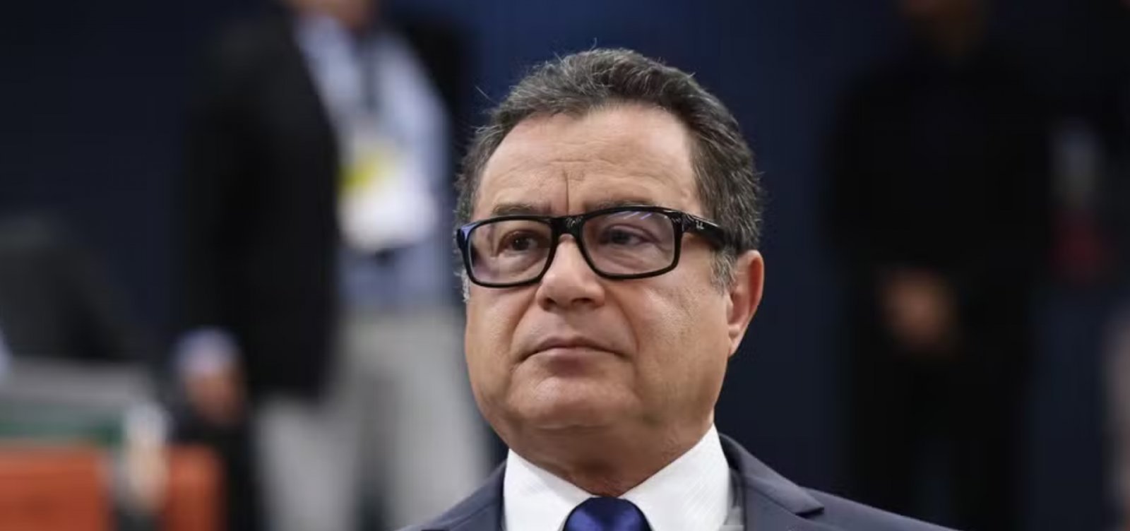 Ex-comandante da Marinha Almir Garnier é preso após condenação na ação da trama golpista