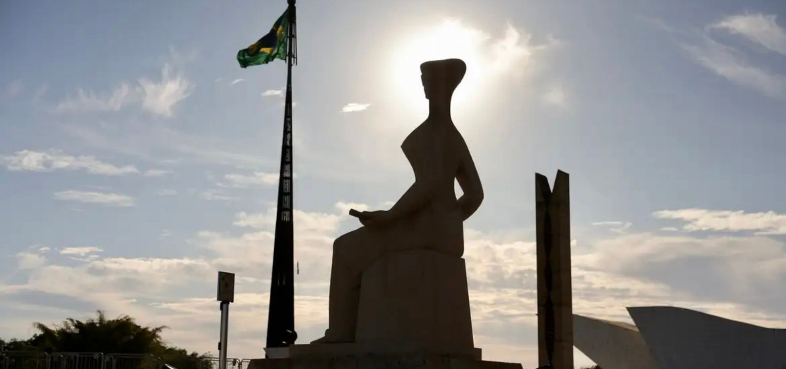 Bolsonaro e demais condenados passam por audiência de custódia amanhã