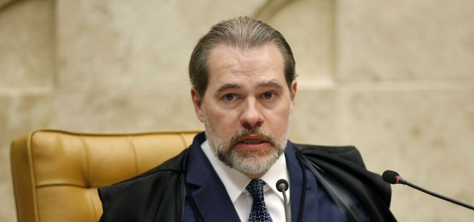Dias Toffoli suspende ações sobre indenização por cancelamento e atraso de voos