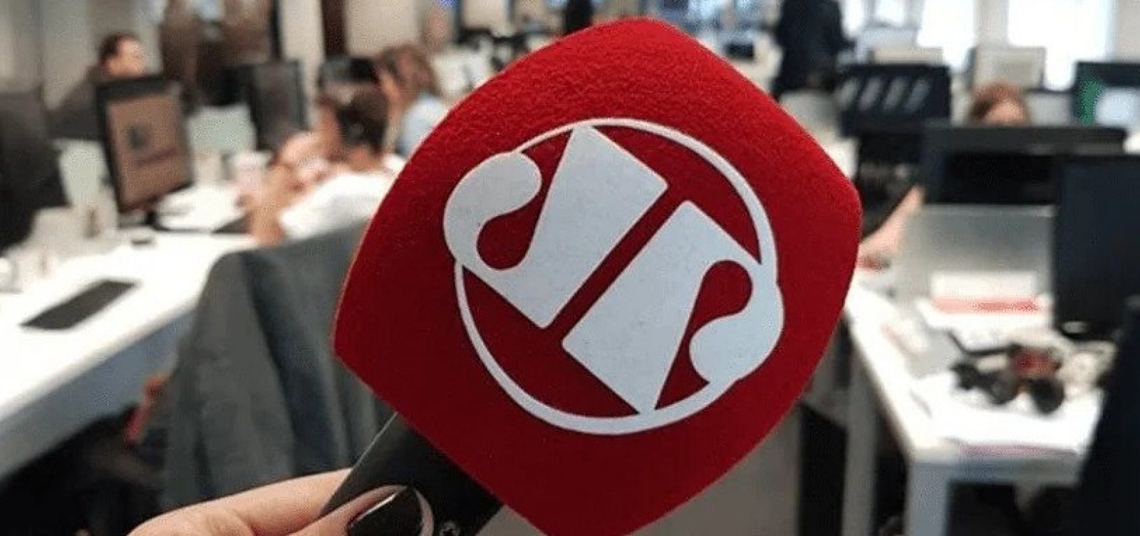 Jovem Pan é condenada por divulgar fake news nas eleições de 2022