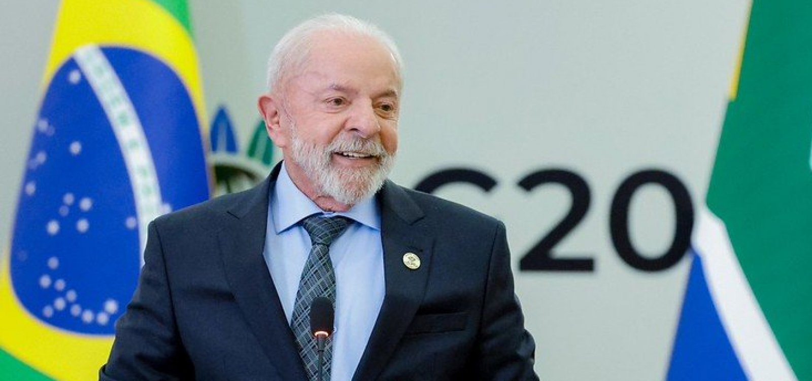 Lula reúne ministros para discutir crise com Senado