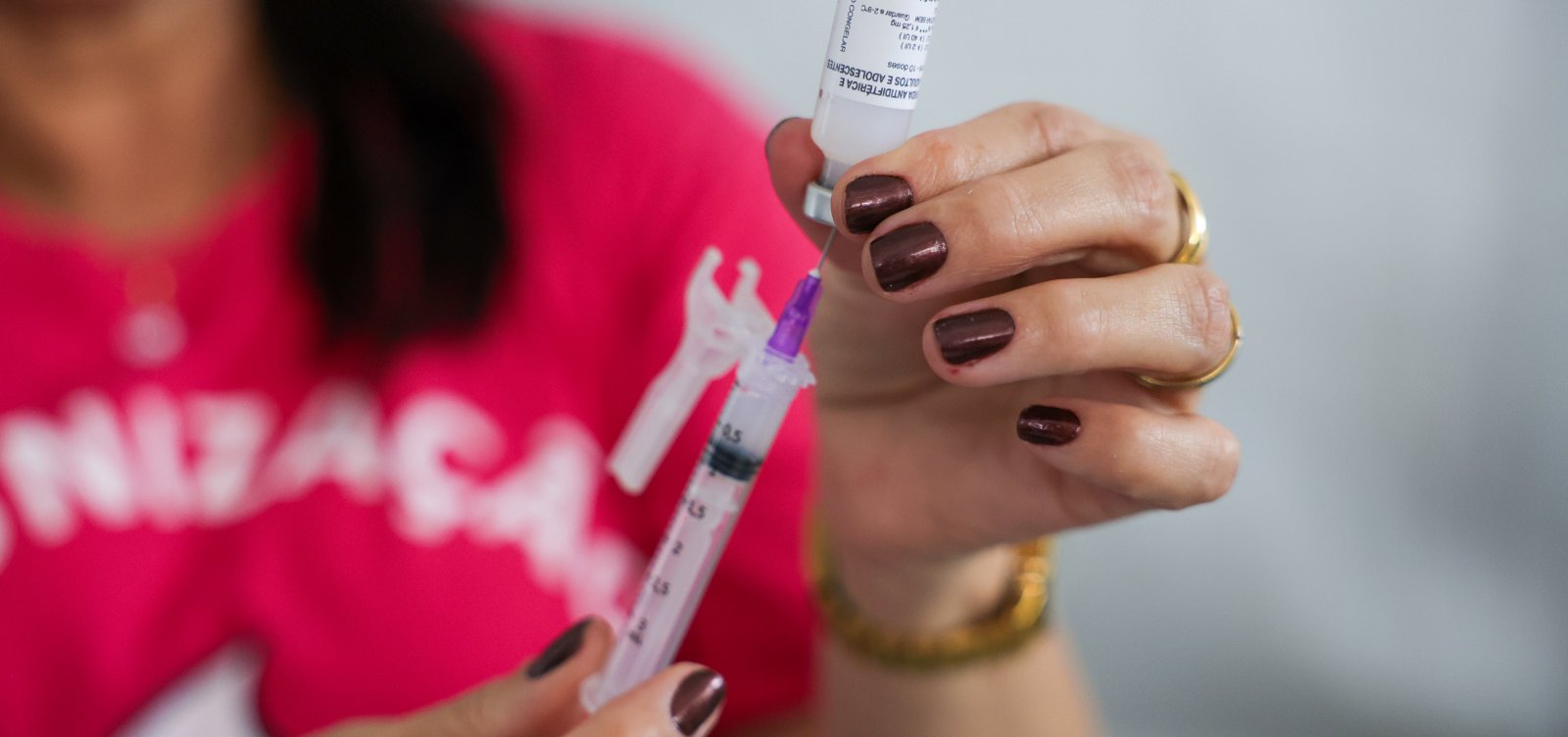   Bahia recebe mais de 40 mil doses de vacina que protege rescém-nascidos