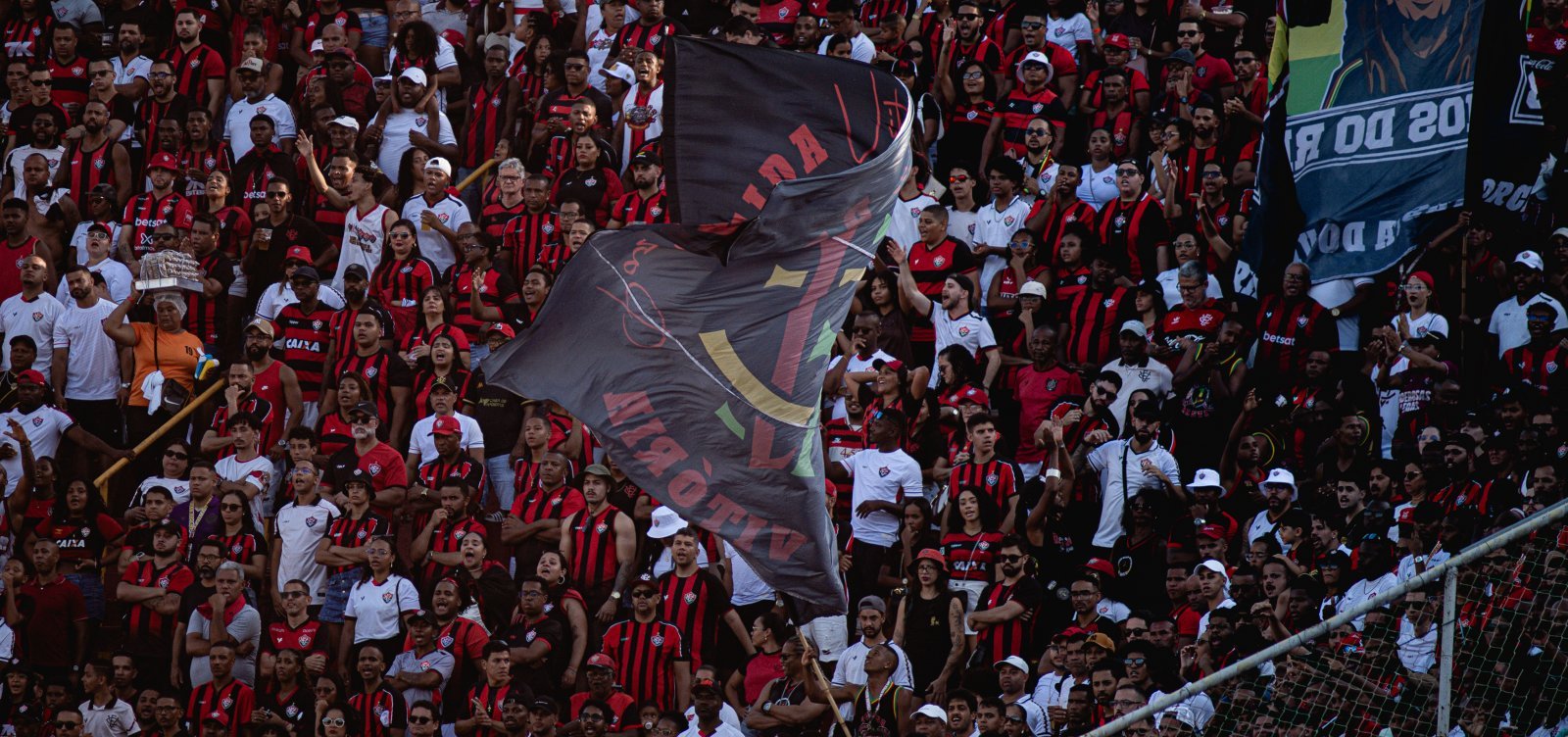  Ingressos esgotam para decisão do Vitória no Barradão