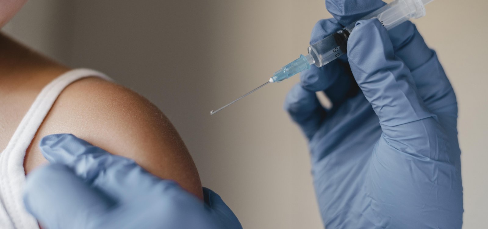 Salvador inicia vacinação contra vírus da bronquiolite para gestantes nesta sexta-feira