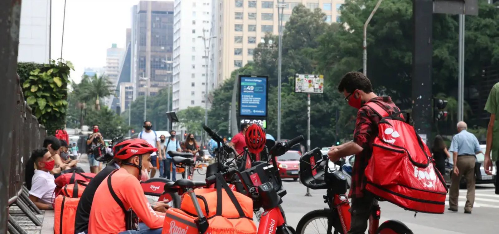 Governo cria grupo para debater direitos de entregadores por app
