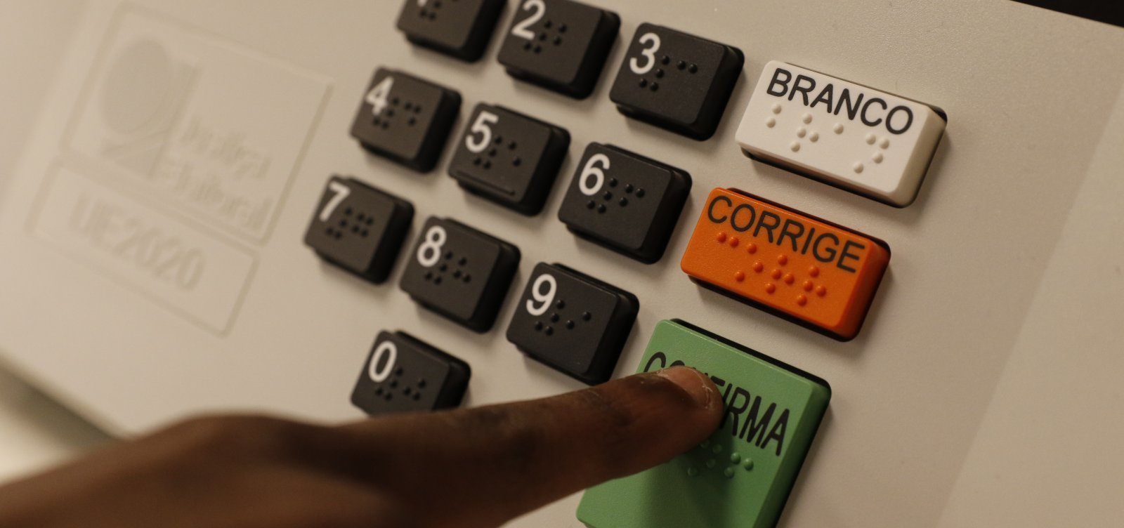 Datafolha: 9 em 10 eleitores não se arrependem de voto para presidente em 2022