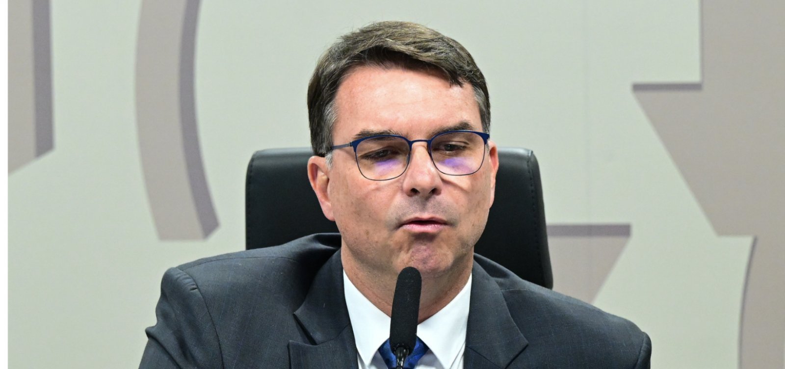 Flávio Bolsonaro afirma que pré-candidatura à presidência é irreversível