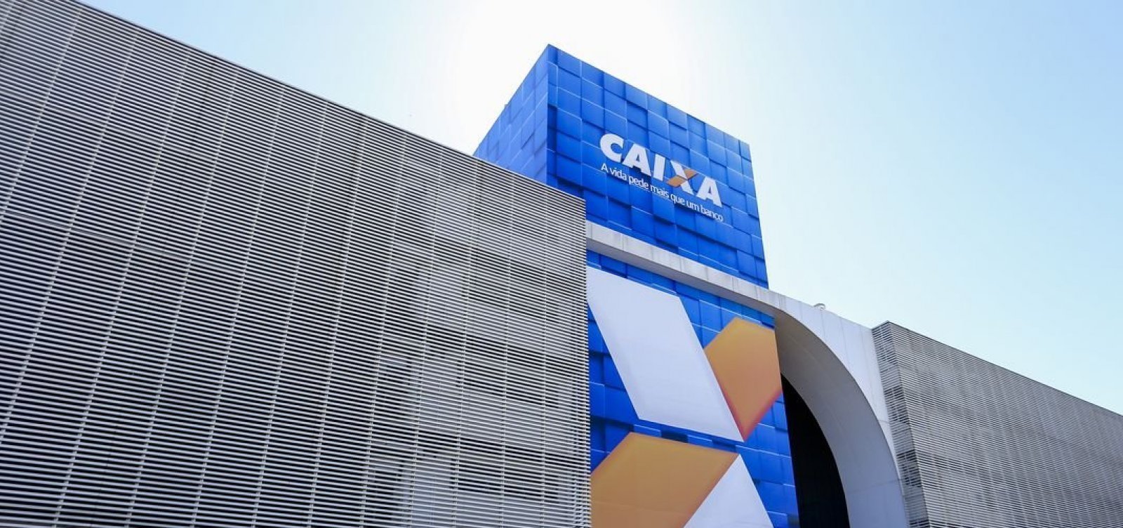 Caixa volta a liberar mais de um financiamento ao mesmo tempo