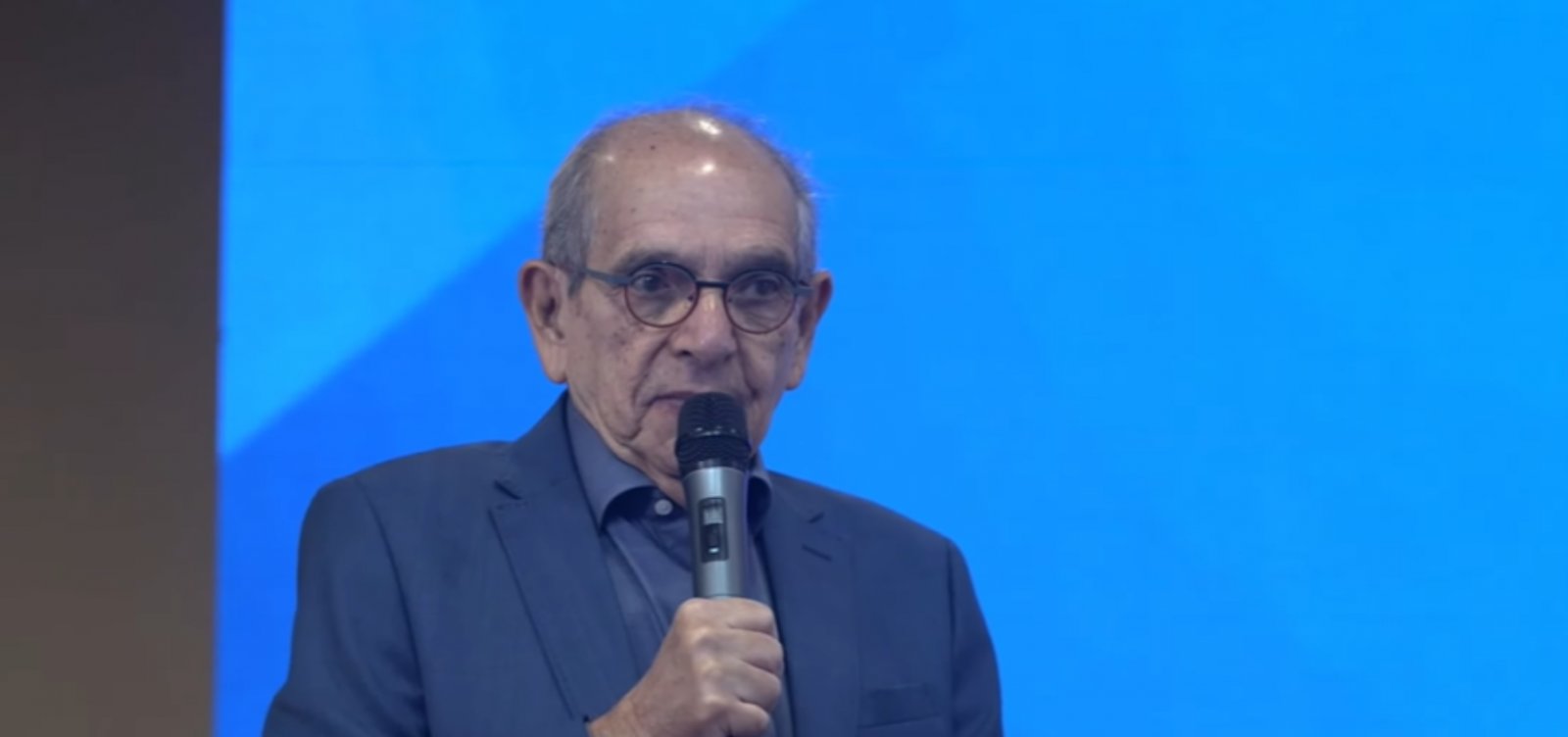 Mário Kertész defende “revolução educacional” e critica desigualdades durante evento do MP