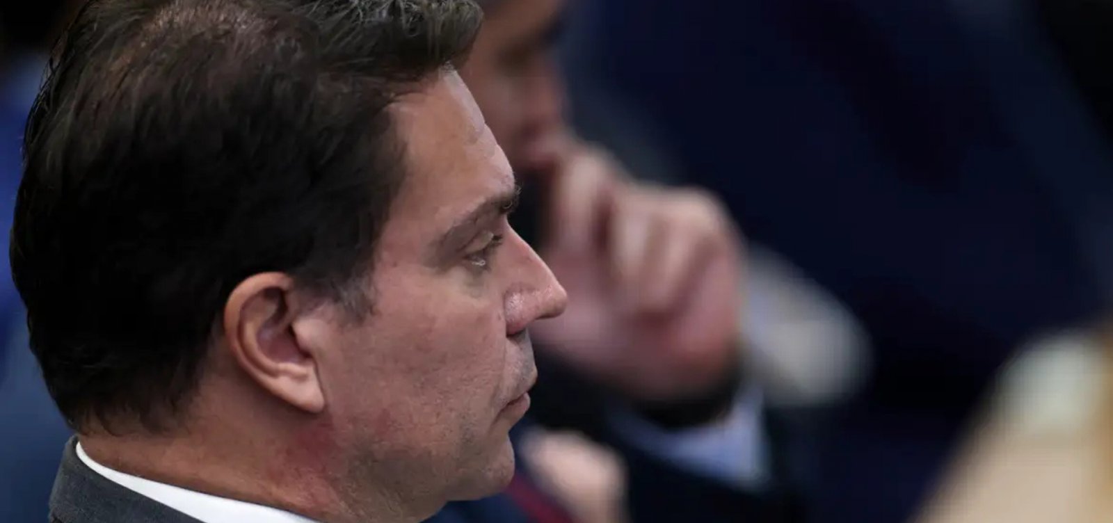 PF diz que Ramagem deixou o Brasil clandestinamente e investiga rede de apoio