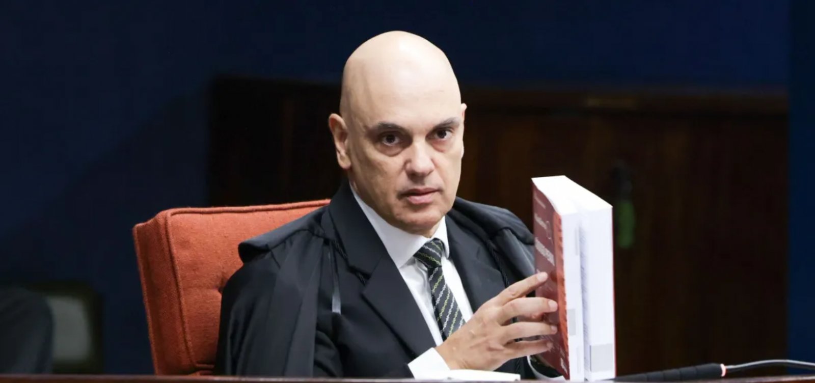 Moraes vota para condenar cinco réus do núcleo 2 por tentativa de golpe