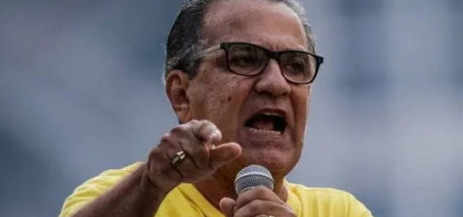 Malafaia diz que "não vai engolir" candidatura de Flávio Bolsonaro a presidente